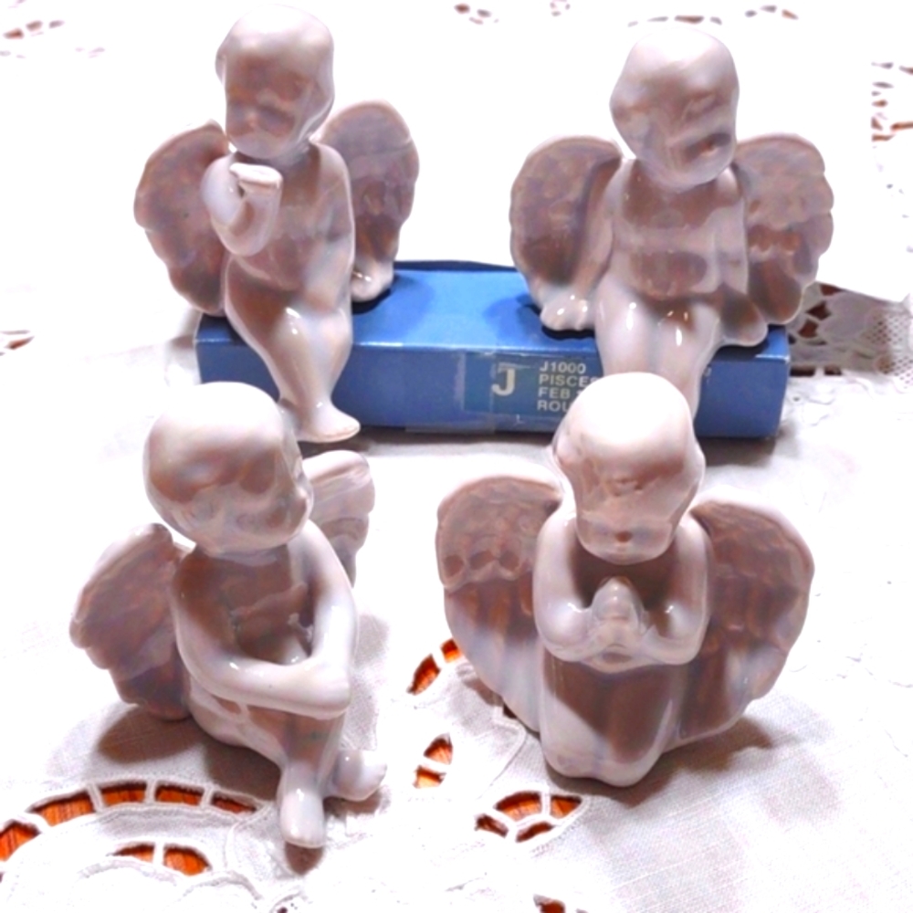 Vintage Angles Set of Four (4)